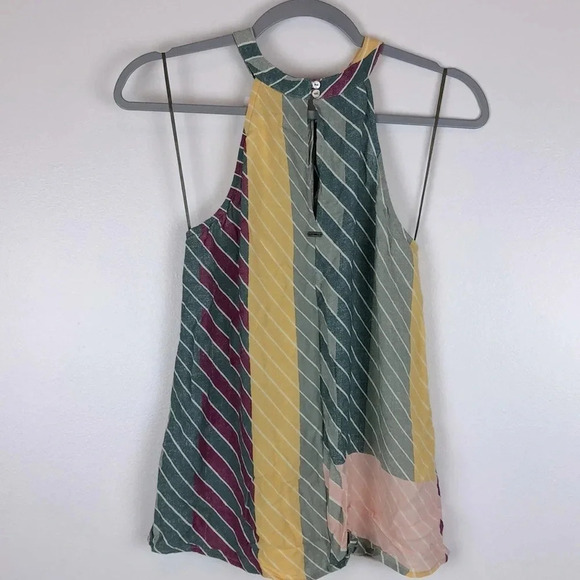 NWT O’Neill Multi Color Top Size XS - Picture 2 of 7